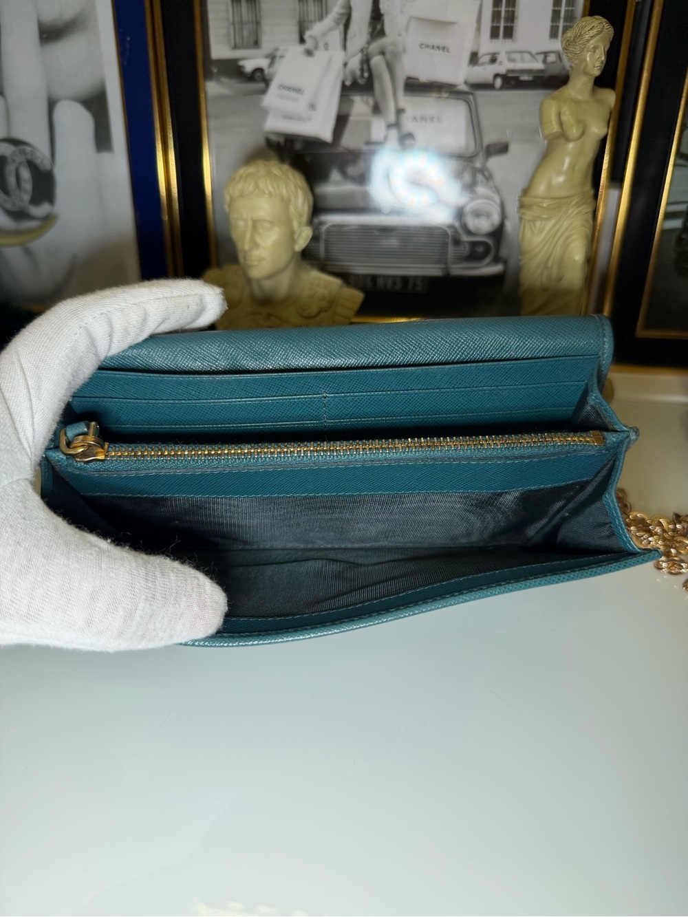 Authentic Prada Saffiano Leather wallet with free chain & COA ❤️ - Picture 6 of 15